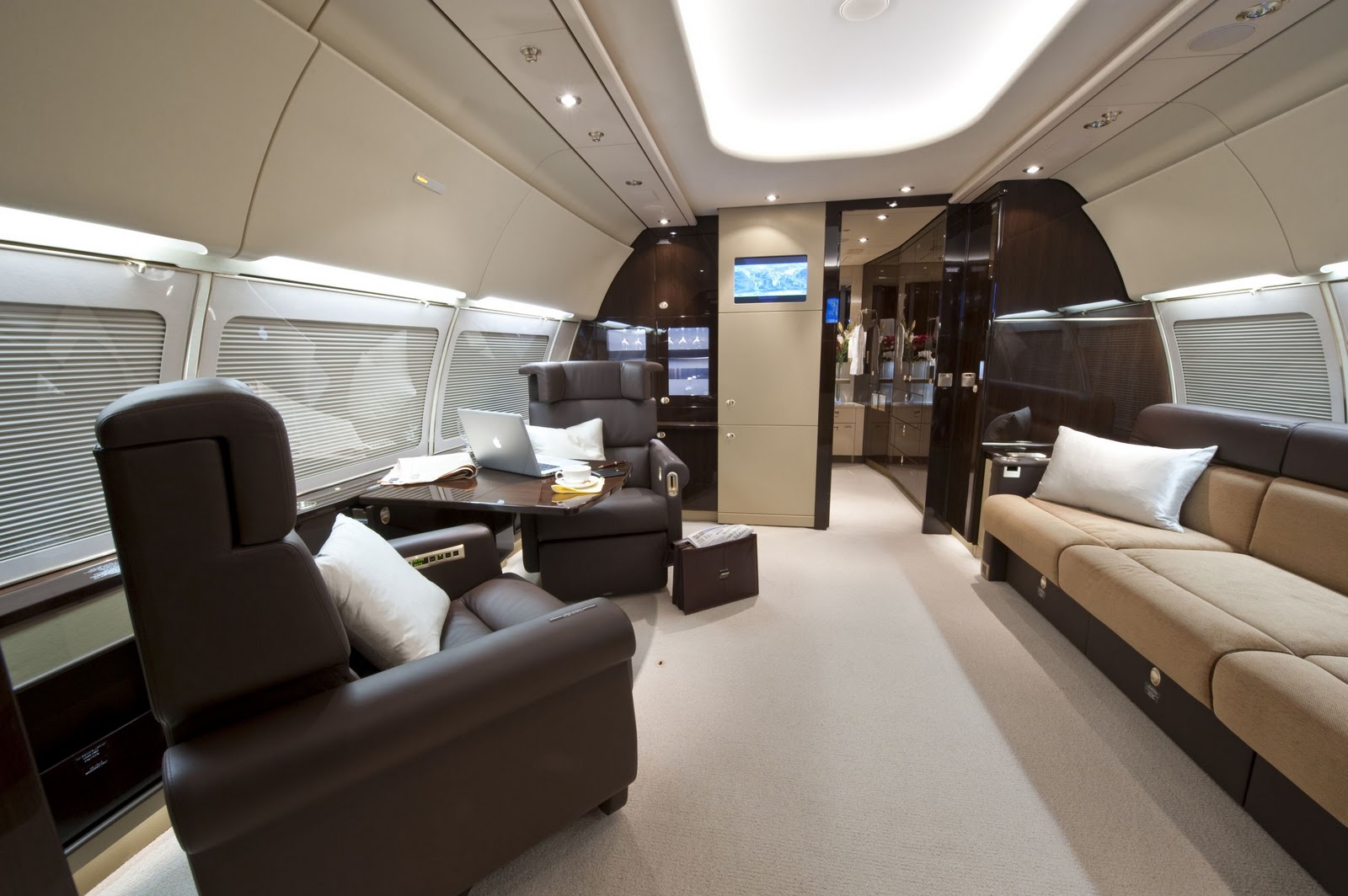 Private Jet Flight: Imola Grand Prix 2025 | aircraftcharter.com